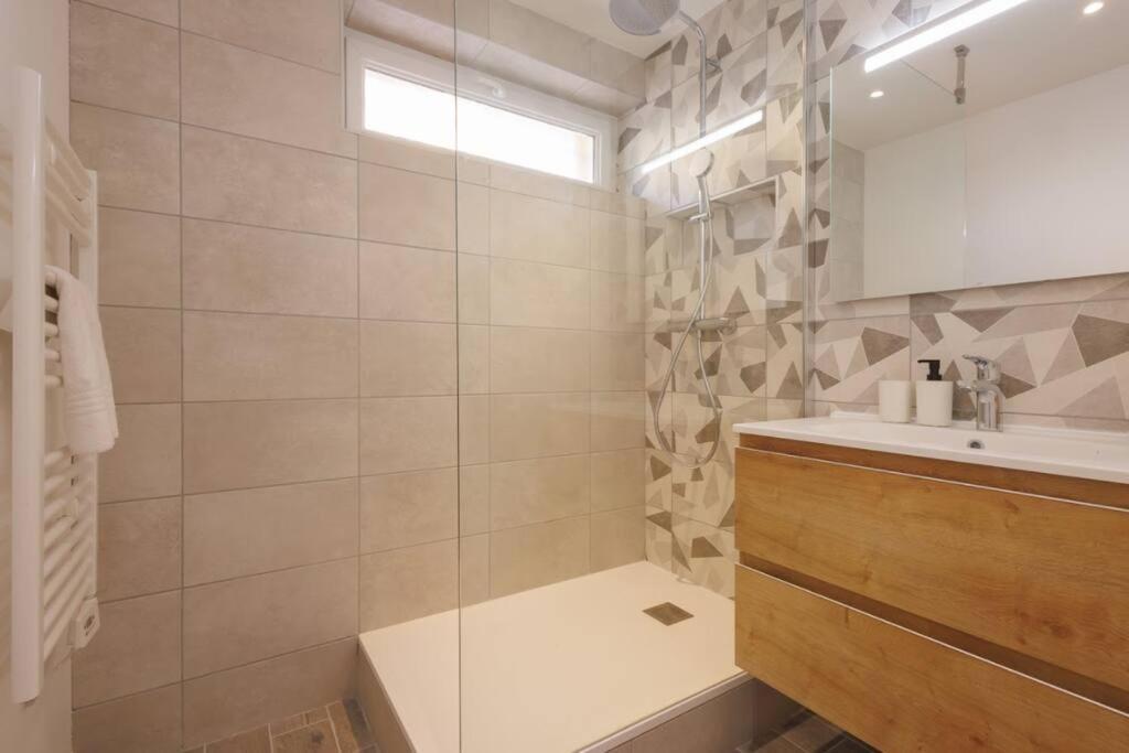 L'Aindus De Brou- Parking Prive- Rdc Apartment Bourg-en-Bresse Exterior photo
